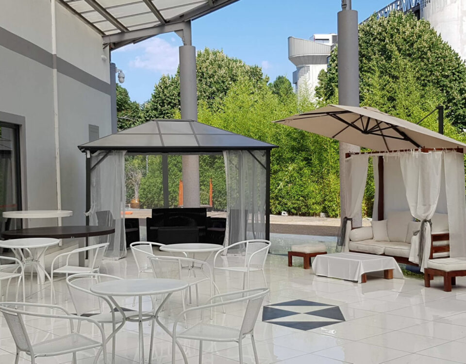 Location de salle et terrasses en extérieur pour mariage et évènements à Marseille avec le Florida Palace