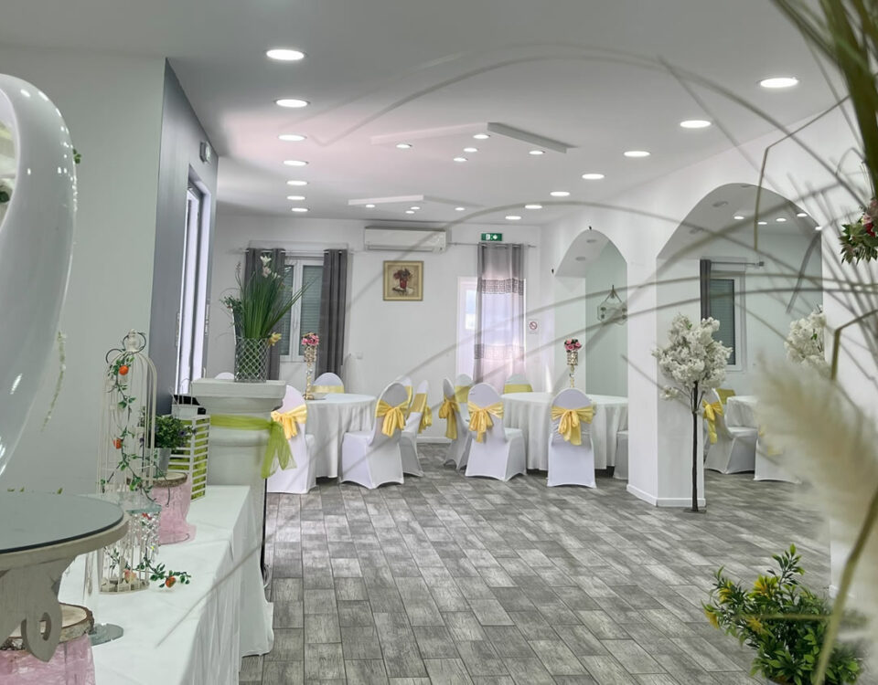 Location d'une nouvelle salle pour vos réceptions : le salon privé Villa, à Marseille.